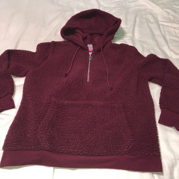 ‼️MAROON QUARTER ZIP TEDDY HOODIE - Picture 5 of 8